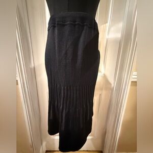 St. John Collection Black Textured Pencil Skirt